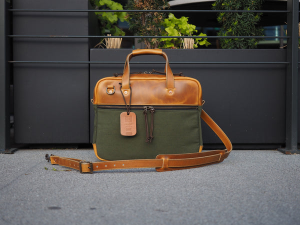 Executive Small Briefcase in Olive Selvedge/Harvest Horween Chromexcel